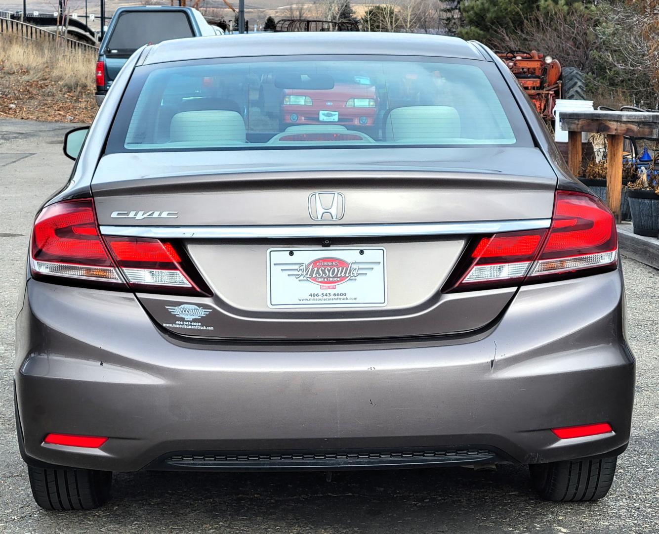 2013 Brown /Tan Honda Civic LX (2HGFB2F57DH) with an 1.8L I4 engine, 5 Speed Automatic transmission, located at 450 N Russell, Missoula, MT, 59801, (406) 543-6600, 46.874496, -114.017433 - Photo#7